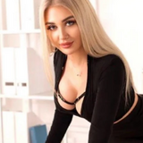 1 Decembrie Blonda reala, fara graba, poze reale 100%